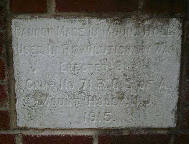 MOUNT HOLLY REVOLUTIONARY WAR MEMORIAL CANNON PLAQUE
