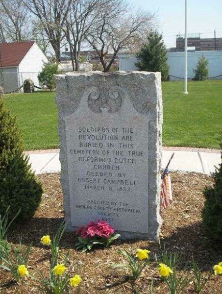 REVOLUTIONARY WAR CEMETERY MEMORIAL