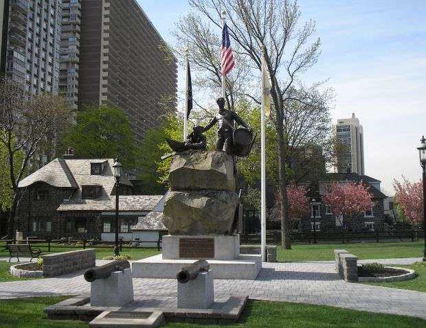 SOLDIERS OF THE AMERICAN REVOLUTION WAR MEMORIAL