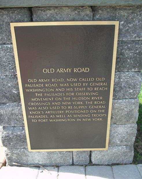 OLD ARMY ROAD WAR MEMORIAL PLAQUE