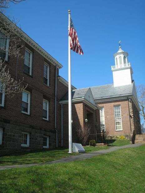 BATTLE OF CONNECTICUT FARMS MEMORIAL FLAGPOLE
