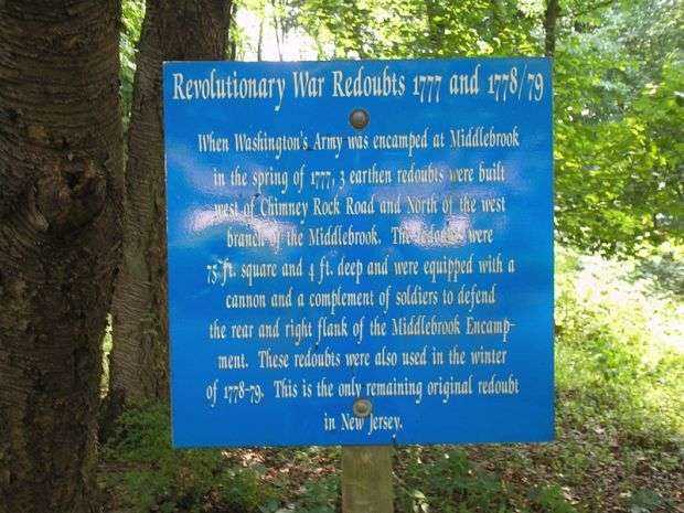 REVOLUTIONARY WAR REDOUBTS MEMORIAL MARK