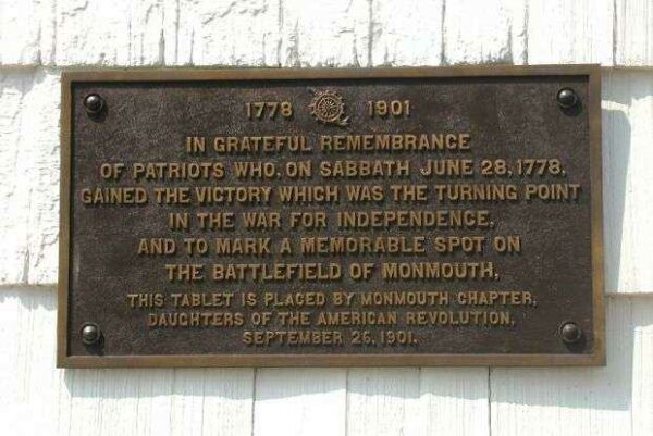 IN GRATEFUL REMEMBRANCE OF PATRIOTS WAR MEMORIAL PLAQUE