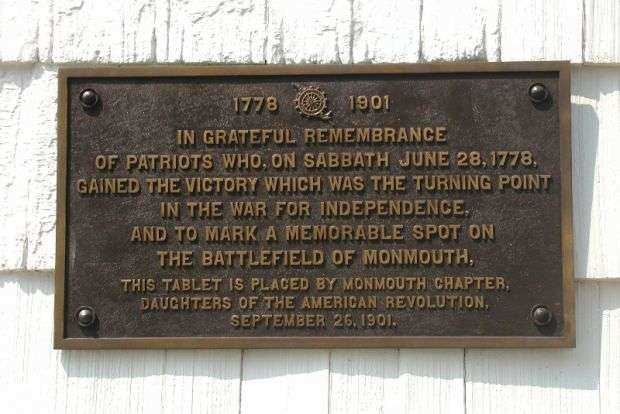 IN GRATEFUL REMEMBRANCE OF PATRIOTS WAR MEMORIAL PLAQUE