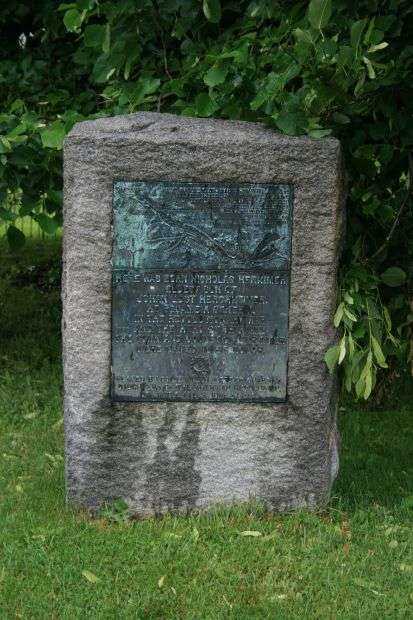 HERE WAS BORN NICHOLAS HERKIMER REVOLUTIONARY WAR MEMORIAL PLAQUE
