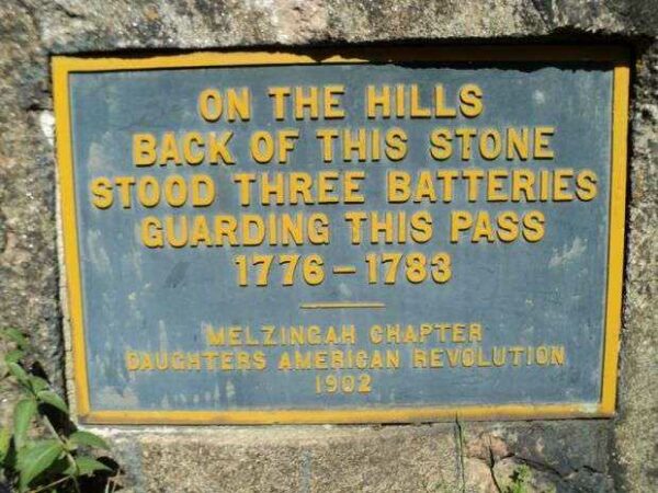 THREE BATTERIES REVOLUTIONARY WAR MEMORIAL MARKER