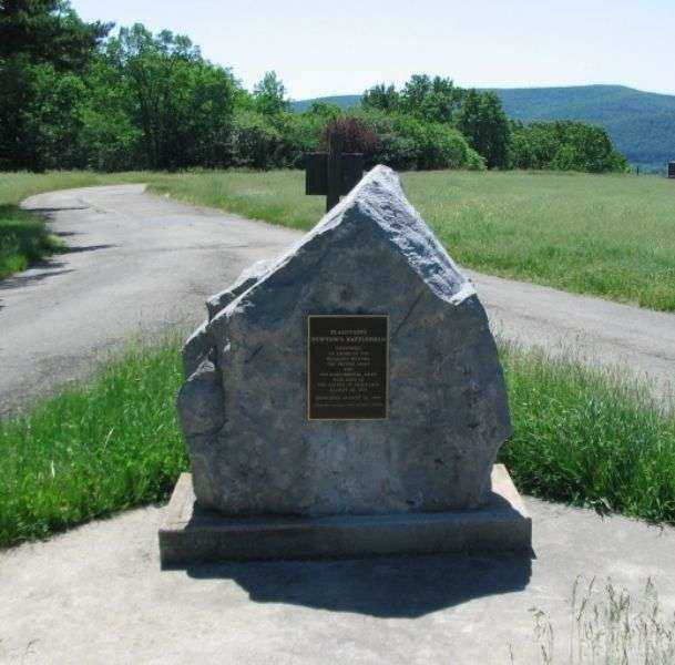 FLAGSTAFFS NEWTOWN BATTLEFIELD WAR MEMORIAL