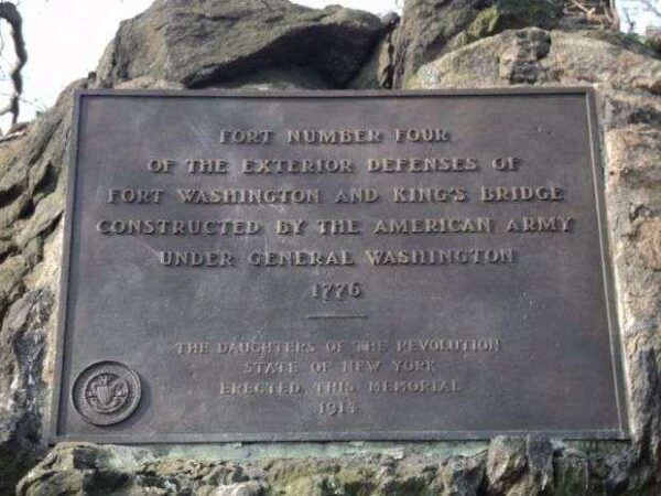 FORT NUMBER FOUR REVOLUTIONARY WAR MEMORIAL PLAQUE