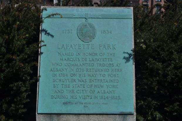 LAFAYETTE PARK MEMORIAL PLAQUE