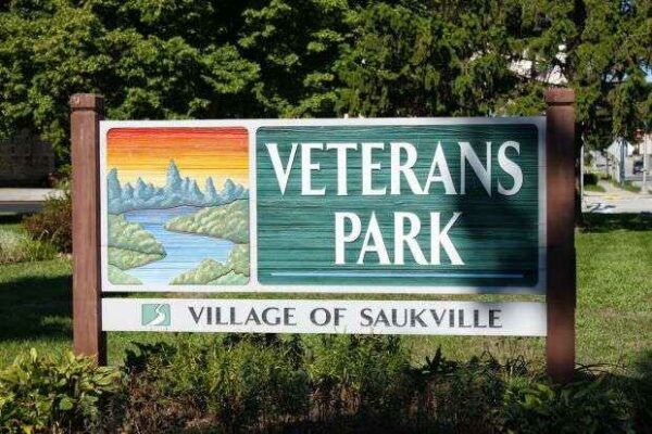 SAUKVILLE VETERANS PARK