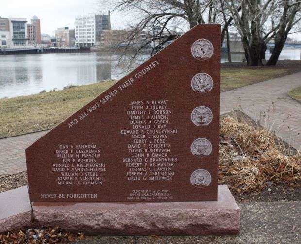 AND ALL WHO SERVED THEIR COUNTRY MEMORIAL