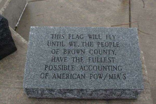 BROWN COUNTY WISCONSIN POW-MIA MEMORIAL STONE B