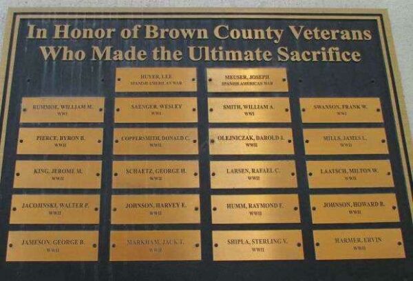 BROWN COUNTY WISCONSIN VETERANS MEMORIAL PLAQUE XIII
