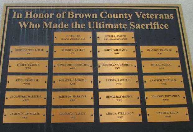 BROWN COUNTY WISCONSIN VETERANS MEMORIAL PLAQUE XIII