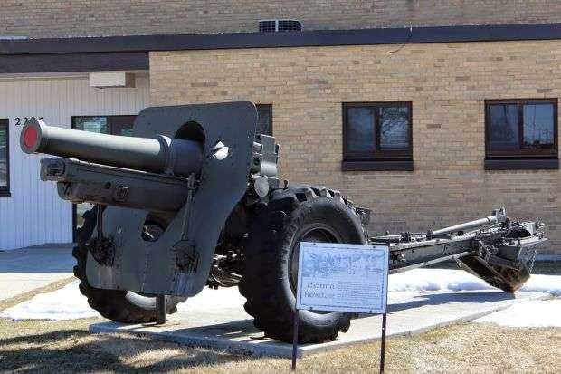 TWO RIVERS 155MM HOWITZER MEMORIAL CANNON