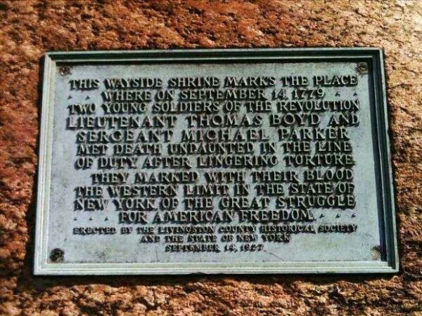 THIS WAYSIDE SHRINE REVOLUTIONARY WAR MEMORIAL