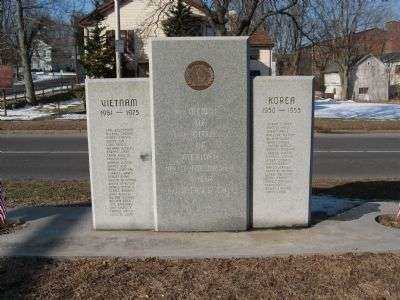 MERIDEN KOREAN WAR AND VIETNAM WAR MEMORIAL