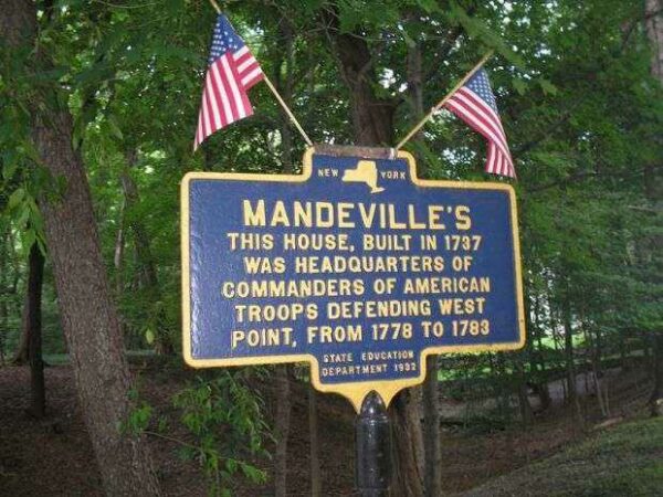 MANDEVILLE’S REVOLUTIONARY WAR MEMORIAL MARKER