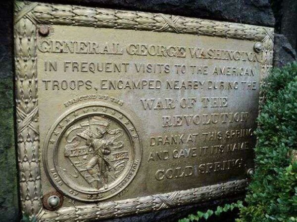 GENERAL GEORGE WASHINGTON COLD SPRING REVOLUTIONARY WAR MEMORIAL PLAQUE