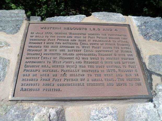 WESTERN REDOUBTS 1, 2, 3 AND 4 REVOLUTIONARY WAR MEMORIAL PLAQUE