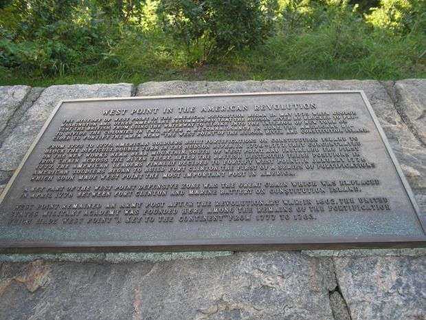 WEST POINT IN THE AMERICAN REVOLUTION MEMORIAL PLAQUE