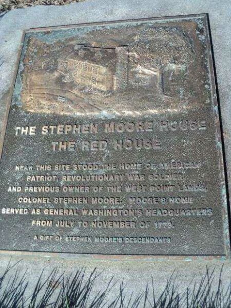 THE STEPHEN MOOR HOUSE REVOLUTIONARY WAR MEMORIAL PLAQUE