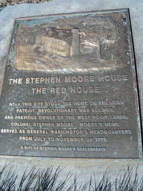 THE STEPHEN MOOR HOUSE REVOLUTIONARY WAR MEMORIAL PLAQUE
