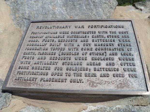 REVOLUTIONARY WAR FORTIFICATIONS MEMORIAL PLAQUE