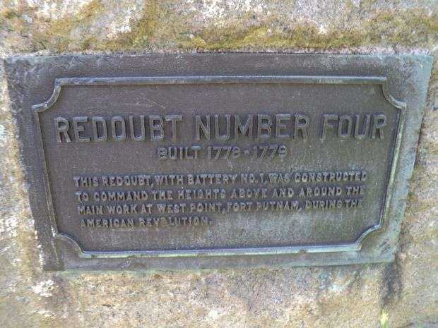 REDOUBT NUMBER FOUR REVOLUTIONARY WAR MEMORIAL PLAQUE