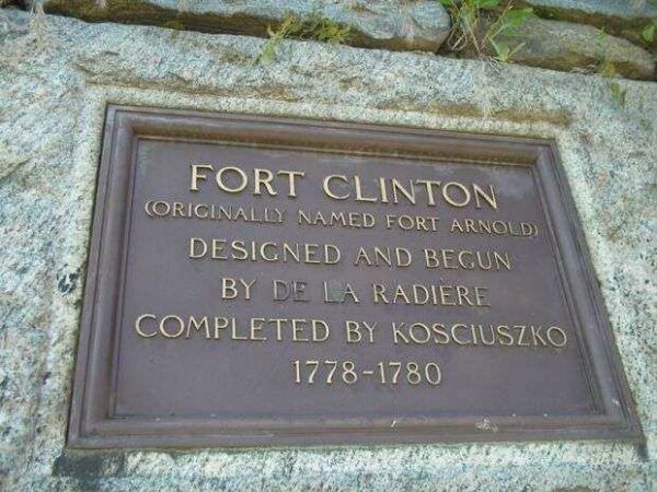 FORT CLINTON REVOLUTIONARY WAR MEMORIAL PLAQUE