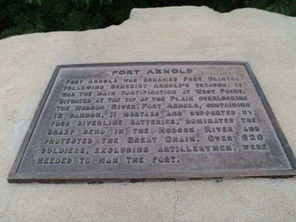 FORT ARNOLD REVOLUTIONARY WAR MEMORIAL PLAQUE