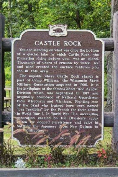 CASTLE ROCK WAR MEMORIAL MARKER