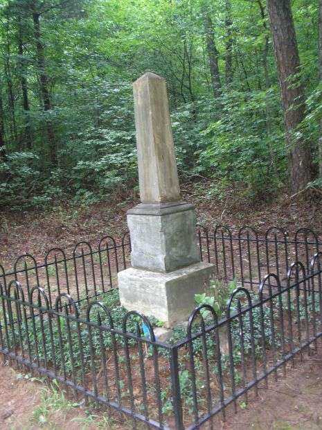 DELAWARE GUILFORD COURTHOUSE REVOLUTIONARY WAR MEMORIAL