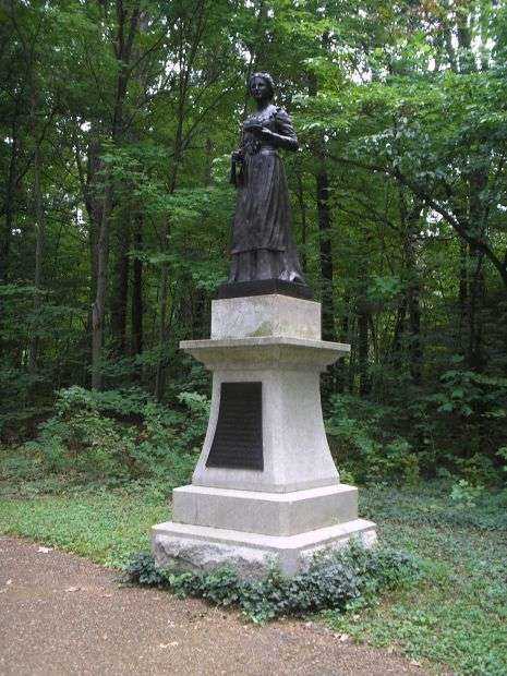 A HEROINE OF ’76 REVOLUTIONARY WAR MEMORIAL