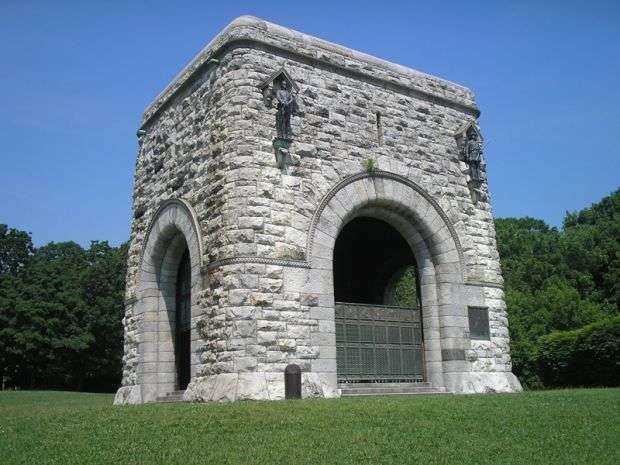 TOWER OF VICTORY WAR MEMORIAL