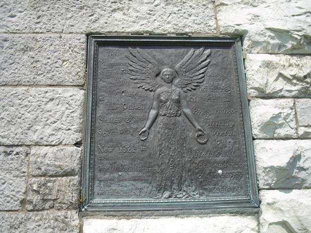 TOWER OF VICTORY WAR MEMORIAL DISBANDMENT OF THE ARMIES PLAQUE