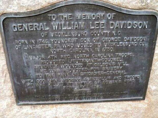GENERAL WILLIAM LEE DAVIDSON REVOLUTIONARY WAR MEMORIAL PLAQUE