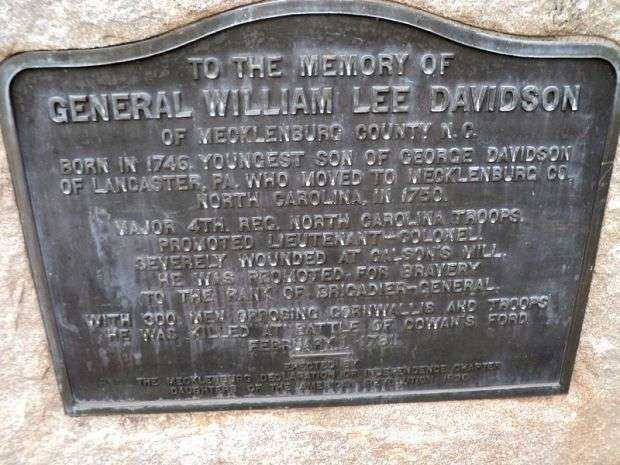 GENERAL WILLIAM LEE DAVIDSON REVOLUTIONARY WAR MEMORIAL PLAQUE
