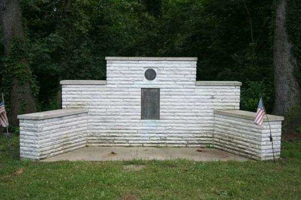 COLONEL WM. CRAWFORD REVOLUTIONARY WAR MEMORIAL