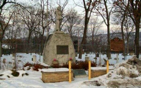 BETTY ZANE REVOLUTIONARY WAR HEROINE MEMORIAL