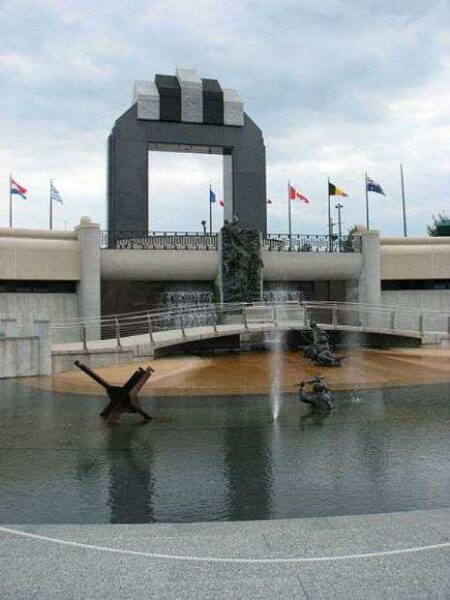 THE NATIONAL D-DAY MEMORIAL ON THE BEACH