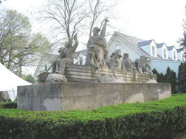WASHINGTON CROSSING THE DELAWARE WAR MEMORIAL