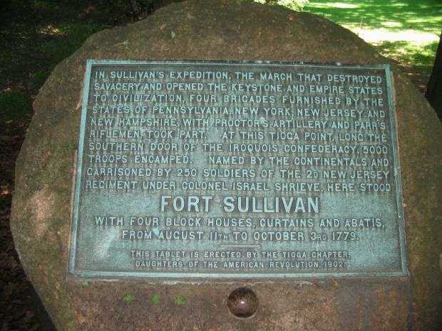 FORT SULLIVAN REVOLUTIONARY WAR MEMORIAL