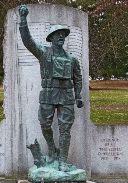 IN HONOR OF ALL WHO SERVED IN WORLD WAR 1917-1918 MEMORIAL