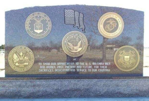 FRONTENAC CEMETERY VETERANS MEMORIAL