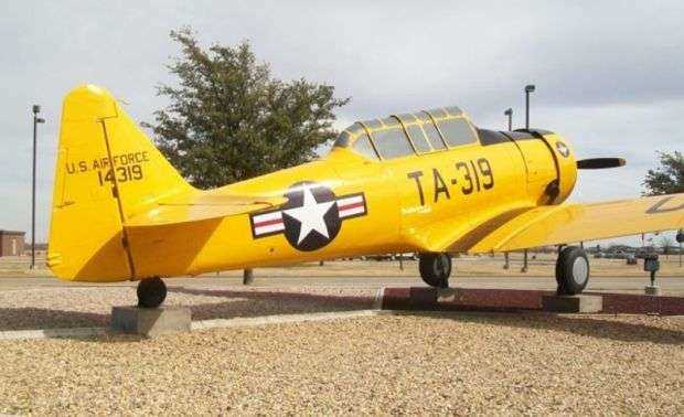 T-6G TEXAN WAR MEMORIAL AIRCRAFT