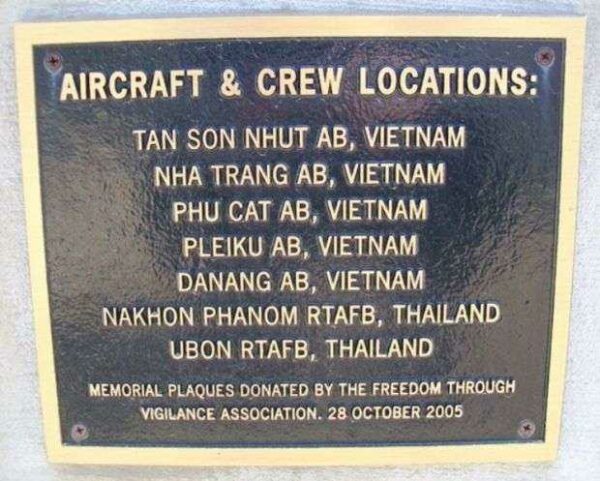 EC-47Q WAR MEMORIAL AIRCRAFT PLAQUE II
