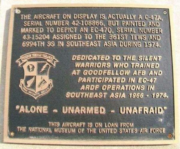 EC-47Q WAR MEMORIAL AIRCRAFT PLAQUE I