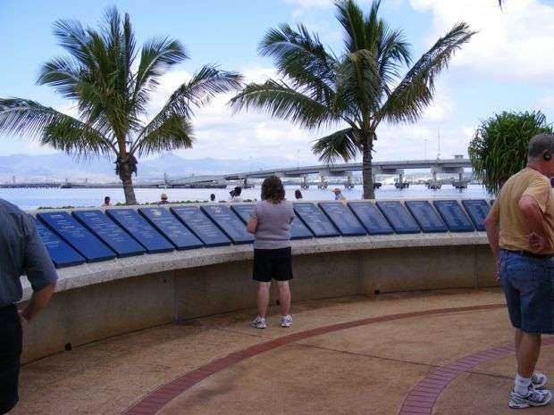 REMEMBRANCE CIRCLE PEARL HARBOR SHIP MEMORIAL PLAQUE