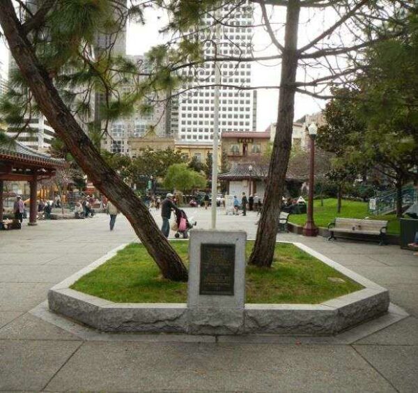 RAISING THE FIRST AMERICAN FLAG MEMORIAL FLAGPOLE